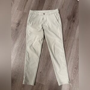 Lululemon ABC Slim-Fit Trouser
Warpstreme Men’s Pants